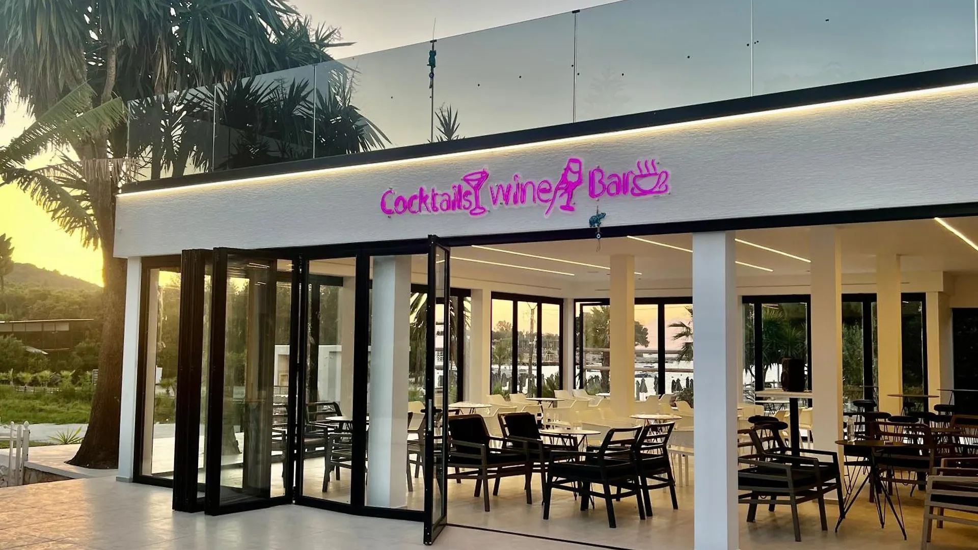 ***  Hotel Vila Park Bujari Ксамил Албания