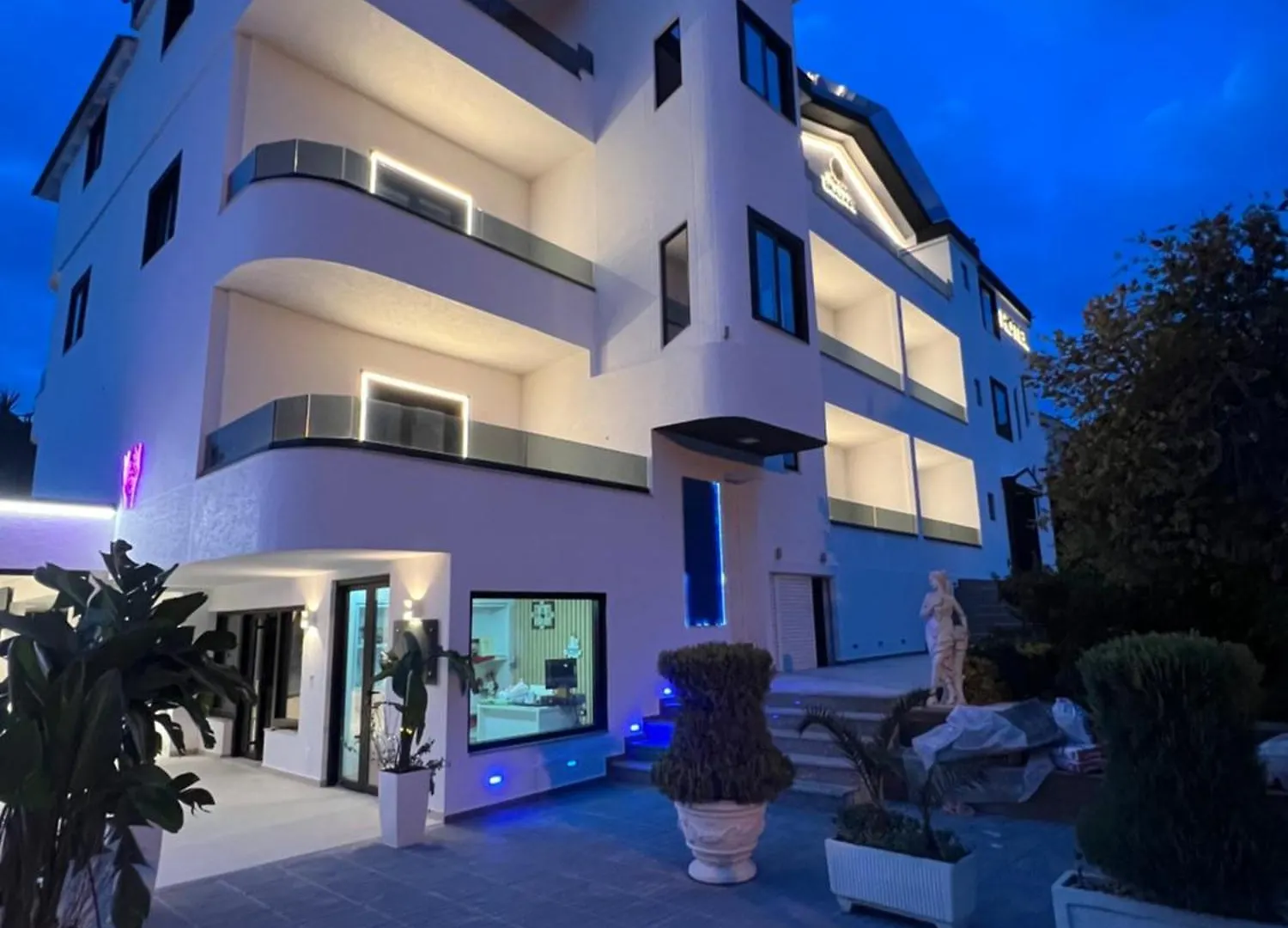 Hotel Vila Park Bujari Ksamil 3*,